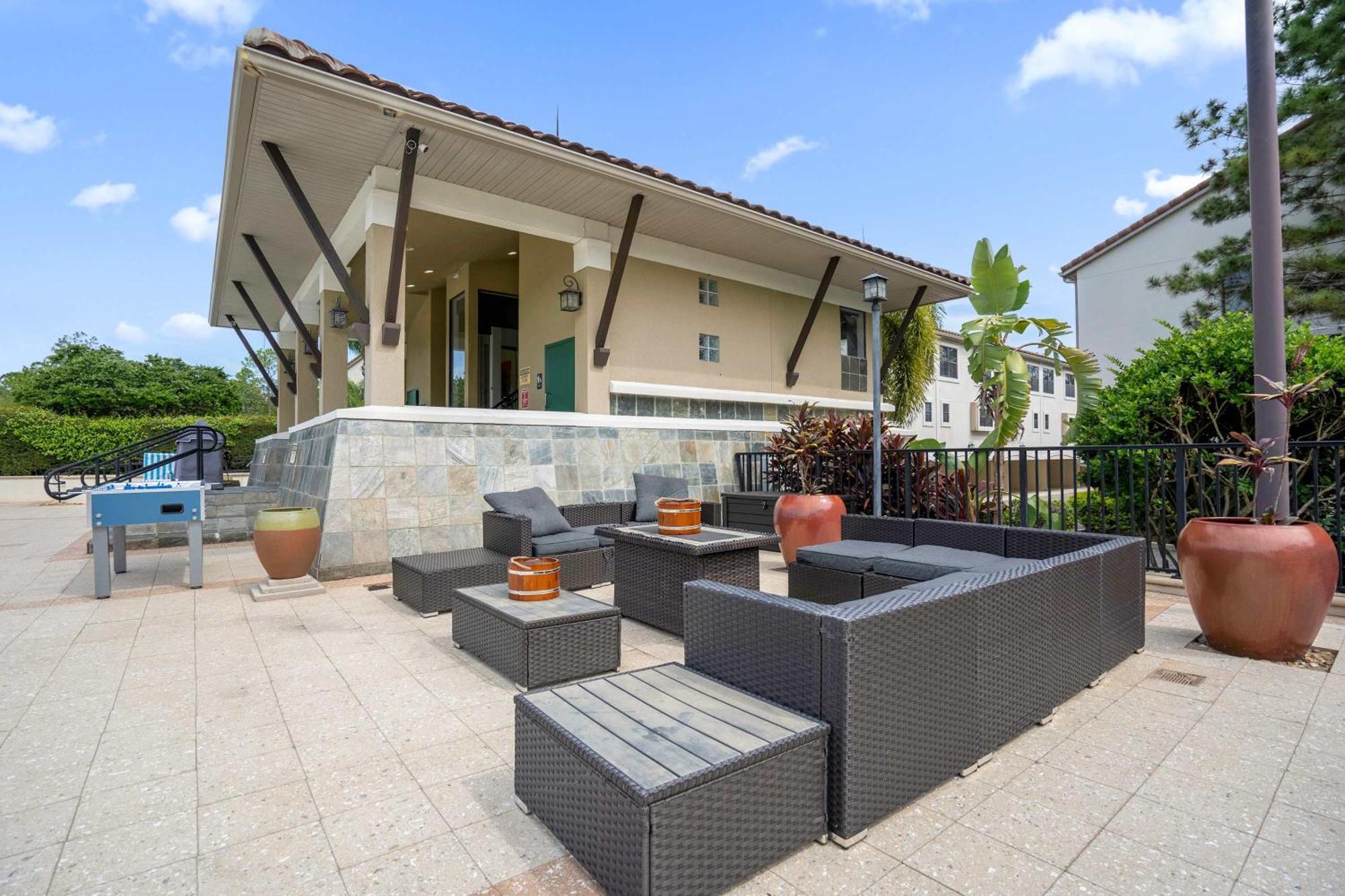 Magical Winter Memories Recent Renovated Townhome Orlando Exterior photo